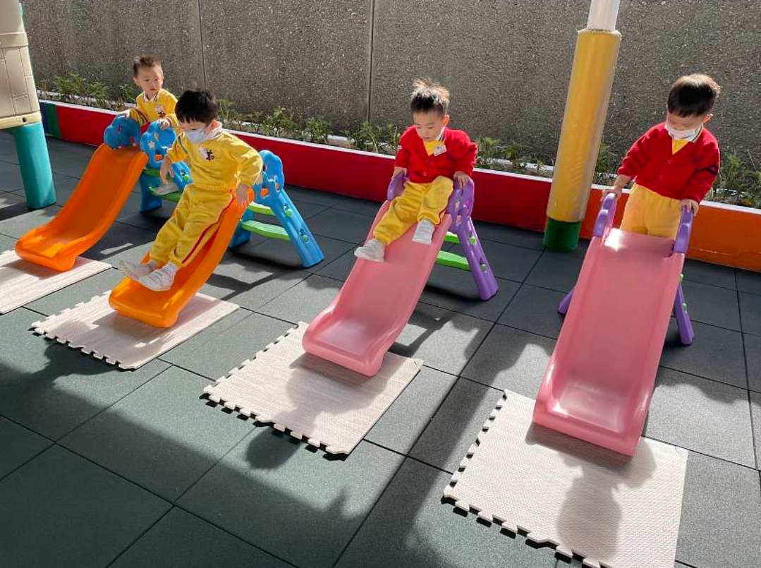 slide-15 slide