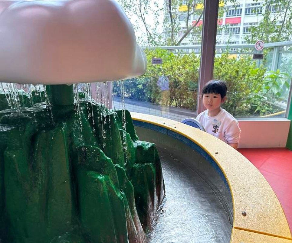 slide-0 slide